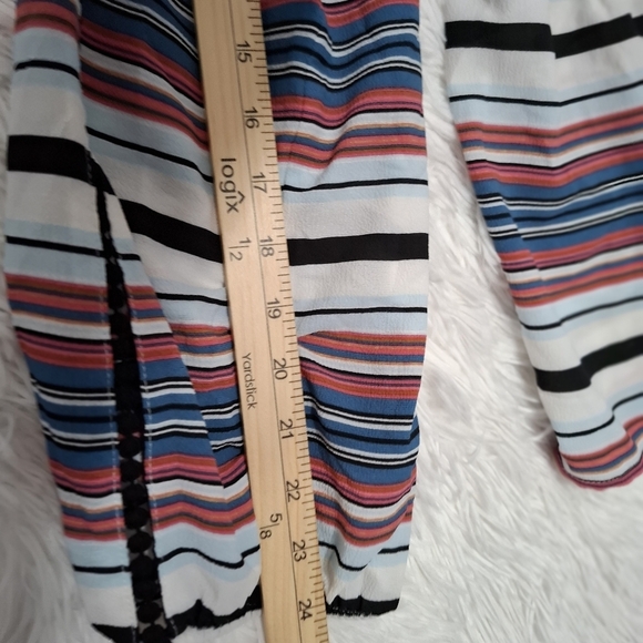 Lane Bryant Peasant Top Plus Size 14/16 Split-neck Button-Front Peplum Ruffle - Picture 7 of 9